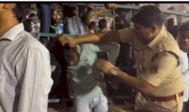 भारत-वेस्टइंडीज फाइनल मैच के दौरान हंगामे का वीडियो आया सामने। दर्शकों के बीच सीट को लेकर हुआ था विवाद