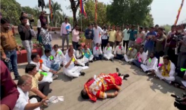 कुंभकरण बने कांग्रेस विधायक विधानसभा पहुंचे , नेता प्रतिपक्ष ने जगाने के लिए बजाई बीन