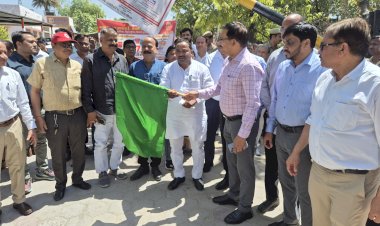 संचारी रोग नियंत्रण एवं दस्तक अभियान का शुभारंभ, रैली को हरी झंडी दिखाकर रवाना किया गया