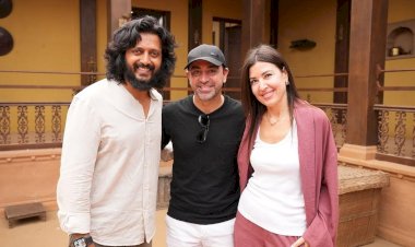 बार्सिलोना के दिग्गज ज़ावी ने रितेश देशमुख से उनकी निर्देशित फिल्म राजा शिवाजी के सेट पर की मुलाकात