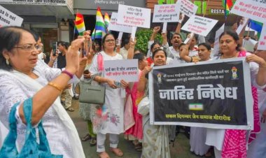 आखिर आ ही गया सड़कों पर देश