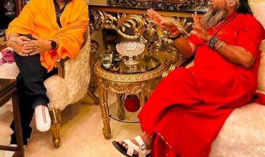 क्षत्रिय करनी सेना के युवा राष्ट्रीय अध्यक्ष ओकेंद्र राणा ने महामंडलेश्वर स्वामी वैराग्यानंद गिरी से की मुलाक़ात