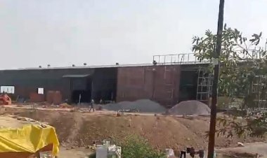 न्यायालय में विवादित भूमि का मुकदमा विचाराधीन,भू माफियाओं द्वारा विक्रय की गई जमीन