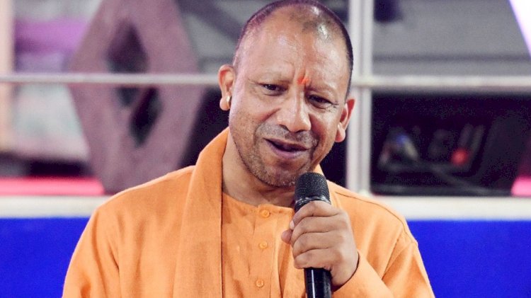 सीएम योगी का आदेश,सरकारी भवनों में प्रयोग होगा गाय के गोबर से बना पेंट
