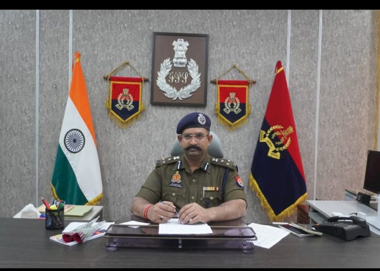 आईजीआरएस पोर्टल पर प्राप्त शिकायतों के शत-प्रतिशत निस्तारण में झांसी रेंज ने प्राप्त किया प्रथम स्थान