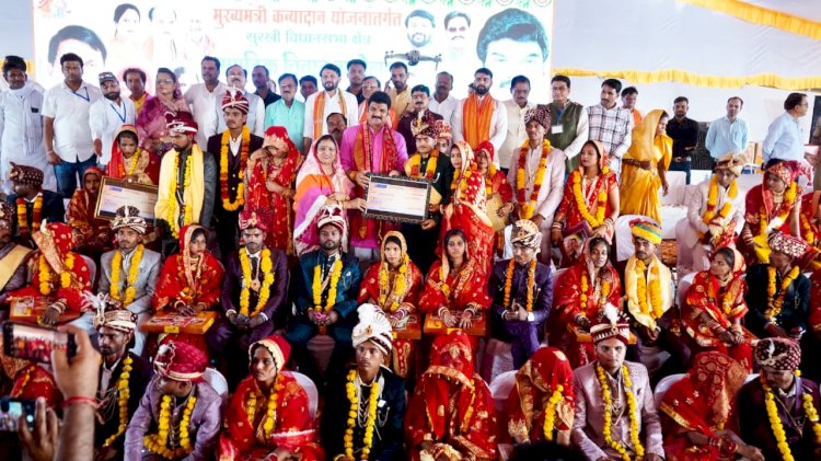 शादी प्रेम और अपनत्व का बंधन है, इसे समर्पण के साथ निभाएं : गोविंद सिंह राजपूत :सविता राजपूत ने गाए बुन्देली गीत तो नम हो गईं आंखें