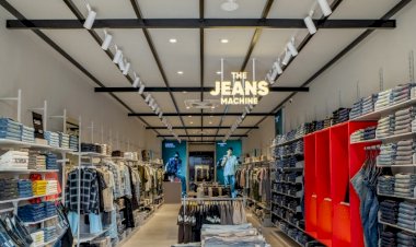 फ्लाइंग मशीन का जोधपुर में पहला एक्सक्लूसिव ब्रांड स्टोर लॉन्च,  भारत का ओरिजिनल डेनिम ब्रांड लाया जोधपुर में "डैम हॉट" स्टाइल, नई एनर्जी और जेन Z के लिए दमदार फैशन