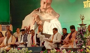 सीएम ने पशुपालन एवं डेयरी विभाग का नाम बदला : उत्कृष्ट गौशालाओं के संचालकों को सीएम ने किया सम्मानित