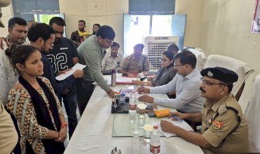 कोंच में सम्पूर्ण समाधान दिवस का आयोजन, 42 शिकायतों में सिर्फ 9 का मौके पर हुआ निस्तारण