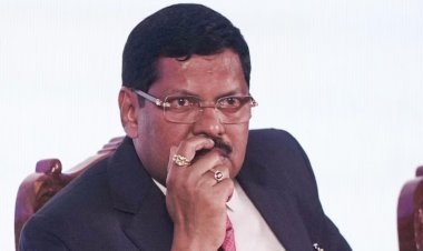 अब बोलिए जस्टिस गवई के खिलाफ शाखामृगो !