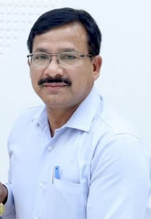 प्रशासनिक दक्षता दिखाते हुए योजनाओं के बेहतर तरीके से क्रियान्वयन कराने के लिए प्रदेश में जिलाधिकारी जालौन की मिला दूसरा स्थान