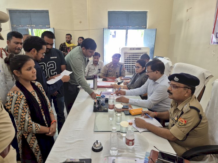 कोंच में सम्पूर्ण समाधान दिवस का आयोजन, 42 शिकायतों में सिर्फ 9 का मौके पर हुआ निस्तारण