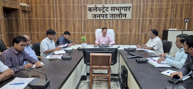 जनसुनवाई को सशक्त कर बिद्युत विभाग के अधिकारी रखें बिजली आपूर्ति व्यवस्था का ध्यान रिसीव करें फोन किसी स्तर पर शिथिलता नहीं होगी बर्दाश्त