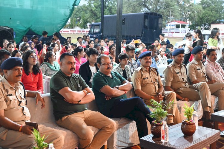 पुलिस लाइन शाजापुर में ब्राइटर माइंड्स प्रशिक्षण एवं समर कैंप का सफल समापन,पुलिस परिवार के बच्चों द्वारा दी गई आकर्षक प्रस्तुतियां