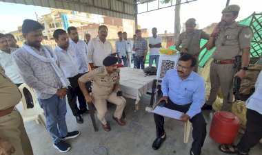 рдЬрд┐рд▓рд╛рдзрд┐рдХрд╛рд░реА рд╡ рдкреБрд▓рд┐рд╕ рдЕрдзреАрдХреНрд╖рдХ рдиреЗ рдХрд┐рдпрд╛ рдореВрдВрдЧ рдХреНрд░рдп рдХреЗрдВрджреНрд░ рдХрд╛ рдирд┐рд░реАрдХреНрд╖рдг, рдХрд┐рд╕рд╛рдиреЛрдВ рд╕реЗ рдХрд┐рдпрд╛ рд╕рдВрд╡рд╛рдж