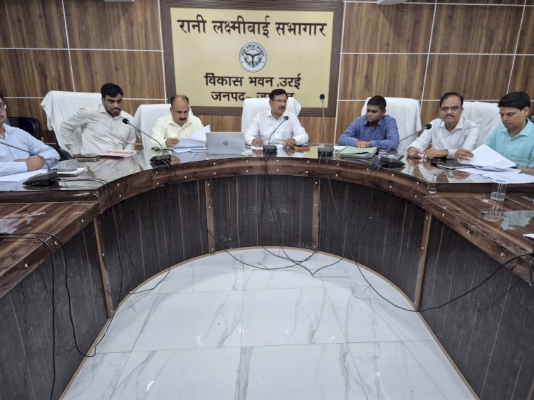 जनपद में विशेष संचारी रोग नियंत्रण एवं दस्तक अभियान का हुआ शुभारंभ
