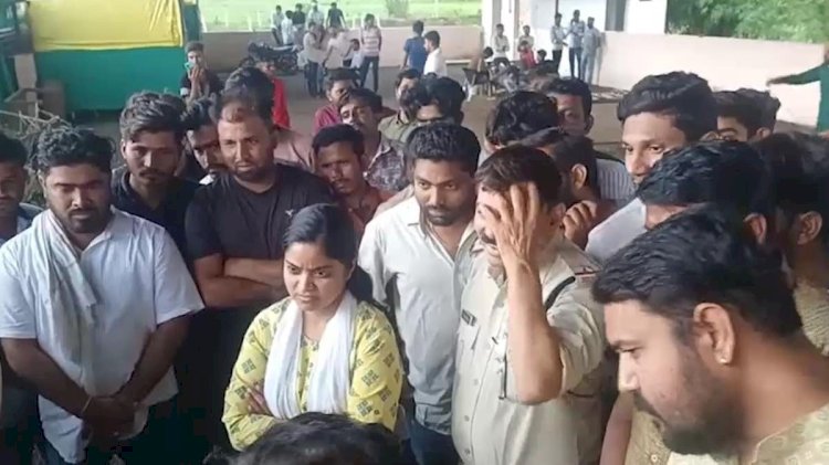 श्रद्धालुओं को सेव टमाटर में परोसा गया मटन, हिन्दू नाम से ढाबा चला रहा मुस्लिम संचालक गिरफ्तार