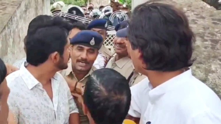 अबे ओए, हाथ कैसे पकड़ रहा है'-पुलिस द्वारा रोके जाने पर भड़के टिमरनी विधायक अभिजीत शाह