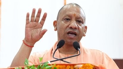 ये लातों के भूत हैं बातों से मानेंगे नहीं’, काशी में गरजे योगी,मुहर्रम और कांवड़ यात्रा पर सीएम का बड़ा बयान