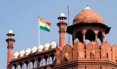 लाल किले की सुरक्षा में बड़ी चूक : डमी बम की जांच में नाकामी, 7 पुलिसकर्मी निलंबित