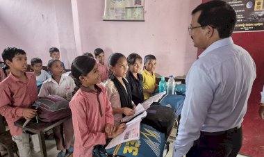 जिलाधिकारी ने किया बघौरा कम्पोजिट विद्यालय का औचक निरीक्षण,   शिक्षा की गुणवत्ता का लिया जायजा, भोजन व्यवस्था देखी और उपस्थिति बढ़ाने के निर्देश दिए