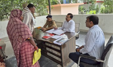 рдерд╛рдирд╛ рдЖрдЯрд╛ рд╡ рдЙрд░рдИ рдХреЛрддрд╡рд╛рд▓реА рдореЗрдВ рдбреАрдПрдо рдПрд╕рдкреА рдиреЗ рд╕реБрдиреА рд╢рд┐рдХрд╛рдпрддреЗрдВ,рдкрд╛рд░рджрд░реНрд╢реА,рдирд┐рд╖реНрдкрдХреНрд╖ рдирд┐рд╕реНрддрд╛рд░рдг рдХреЗ рджрд┐рдП рдирд┐рд░реНрджреЗрд╢