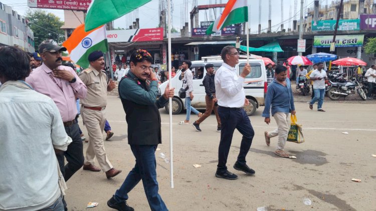 हर घर तिरंगा अभियान: बरेली में मंत्री नरेन्द्र शिवाजी पटेल के नेतृत्व में भव्य रैली, सभी ने बढ़-चढ़कर लिया हिस्सा