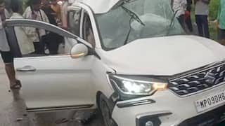 गाड़ी के उड़े परखच्चे, छह की मौत: इंदौर से घूमने निकले सात दोस्त, उज्जैन के बाद जा रहे थे जगन्नाथ पुरी