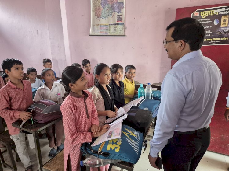 जिलाधिकारी ने किया बघौरा कम्पोजिट विद्यालय का औचक निरीक्षण,   शिक्षा की गुणवत्ता का लिया जायजा, भोजन व्यवस्था देखी और उपस्थिति बढ़ाने के निर्देश दिए
