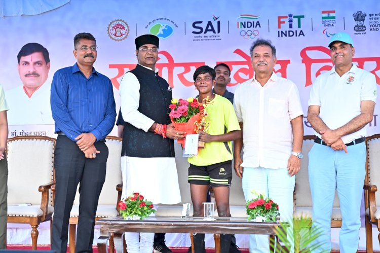 राष्ट्रीय खेल दिवस महोत्सव का दूसरा दिन: सरदारपुर की टीम ने मिनी ब्राजील विचारपुर को रोमांचक मुकाबले में 1-0 से हराया