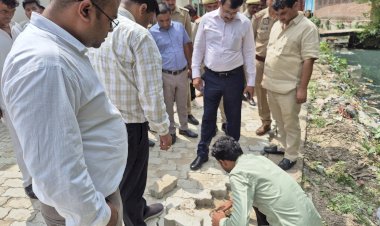 डीएम की सख्त कार्रवाई से सड़क बनेगी दोबारा,जीएसबी के बिना बनी 9 लाख की इंटरलॉकिंग सड़क पर डीएम सख्त, दोबारा निर्माण के आदेश