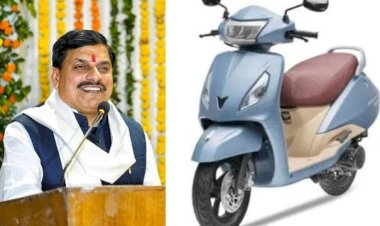 मोहन यादव की बड़ी सौगात, 7,832 टॉपर स्टूडेंट्स को देंगे स्कूटी, बालिकाओं को सेनिटेशन-हाइजीन के लिए करेंगे 61 करोड़ ट्रांसफर