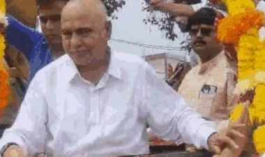 रोड शो के दौरान BJP प्रदेशाध्यक्ष की तबीयत बिगड़ी: बैतूल में जीप के दरवाजे में दबी दो उंगलियां, खून बहा, चक्कर आए