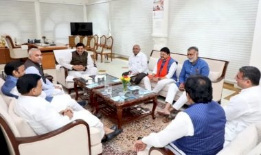 सीएम हाउस में बीजेपी की हाई लेवल मीटिंग :सत्ता-संगठन में समन्वय के लिए 9 नेताओं के बीच चर्चा, एक दिशा में काम करने की दी हिदायत"