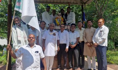 अखिल भारतीय बलाई महासभा रजिस्टर्ड ने अपना 12वा स्थापना दिवस अंबेडकर पार्क  में धूम धाम से मनाया गया।