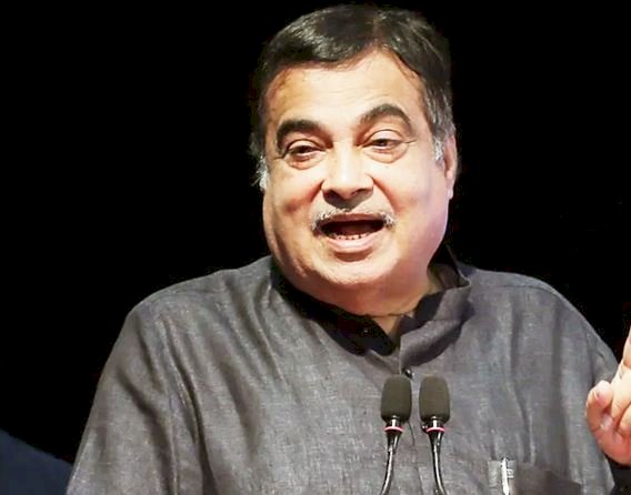 जो लोग जनता को सबसे ज्यादा मूर्ख बना पाते हैं, वही सबसे प्रभावशाली नेता बनते हैं, बोले केंद्रीय मंत्री नितिन गडकरी