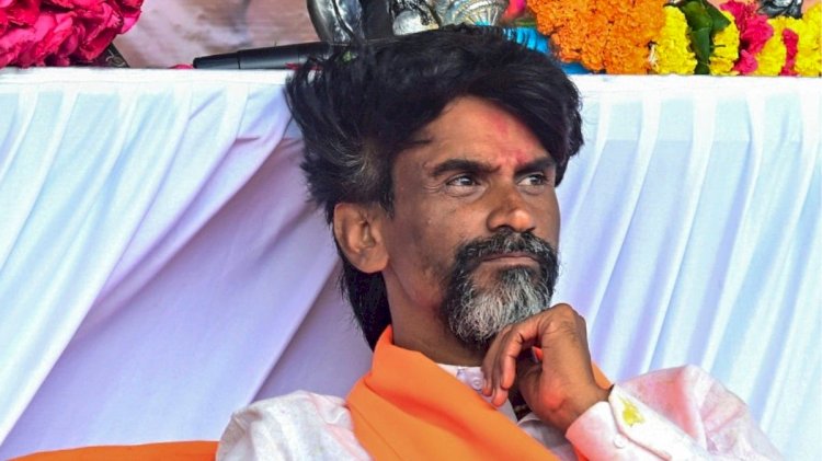 मनोज जरांगे की मांगों पर झुकी महाराष्ट्र सरकार: 8 में से 6 मांगों को मिली मंजूरी, आंदोलन हुआ ख़त्म