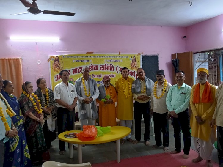 शिक्षक ज्ञान का दीप जलाकर, जीवन में संघर्षों से लड़ना, ईमानदारी से जीवन जीना सिखाते हैं - कैप्टन चन्द्र प्रकाश शर्मा