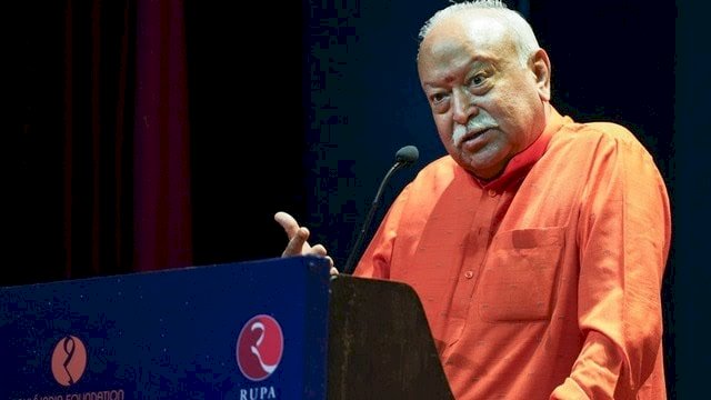 भागवत बोले- भारत आंख मूंदकर आगे नहीं बढ़ सकता: अमेरिकी नीतियों से बचने के लिए भारत को अपनी राह खुद बनानी होगी'