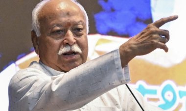 ऑपरेशन सिंदूर पर बोले मोहन भागवत : सेना का सूर्य विश्व ने देखा,हिंसा से सिर्फ ऊथल-पुथल, प्रजातांत्रिक तरीके से ही बदलाव संभव