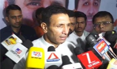 जीतू पटवारी के बिगड़े बोल-जो आईएएस चड्डी पहनकर घूम रहे, बटन लगा लें: समय एक जैसा नहीं होता,BJP ने ठहराया घटिया मानसिकता