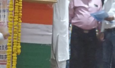 तथ्य ही पत्रकारिता की आत्मा पर आज इसका ही सबसे ज्यादा अभाव । राहुल देव, वरिष्ठ पत्रकार अनिल शर्मा के सम्मान में गोष्ठी के साथ स्मारिका का विमोचन