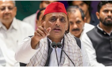 यमुना के झाग पर केमिकल स्प्रे को लेकर अखिलेश यादव ने उठाए सवाल,बोले- सरकार नदियों को साफ रखने में नाकाम