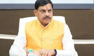 कैमोर घटना पर सख्त हुए सीएम मोहन यादव,दोनों आरोपी हुए गिरफ्तार टीआई और आरक्षक को किया लाइन अटैच डीआईजी, कलेक्टर एवं एसपी हैं मौके पर मौजूद विजयराघवगढ़ एवं कैमोर में स्थिति शांतिपूर्ण