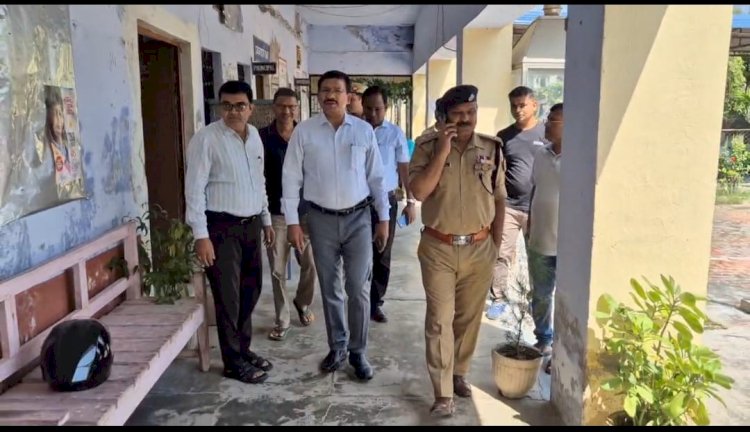 डीएम-एसपी ने किया परीक्षा केंद्रों का निरीक्षण, दिए आवश्यक दिशा-निर्देश,   12 अक्टूबर को दो पालियों में होगी यूपीपीएससी प्रारंभिक परीक्षा, नकलविहीन व्यवस्था के निर्देश