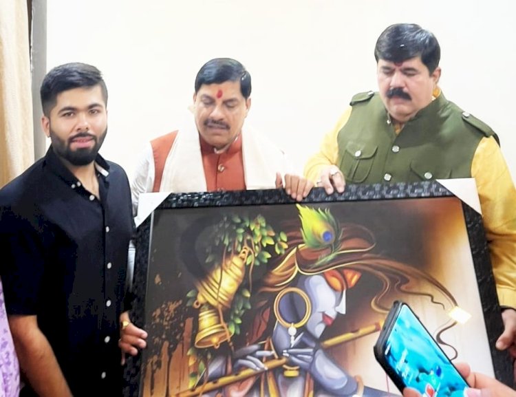 दीवाली मिलन पर सीएम मोहन यादव पहुंचे भाजपा प्रवक्ता दुर्गेश केसवानी के निवास, स्व. दादा केसवानी को दी श्रद्धांजलि