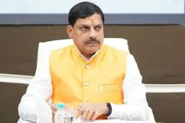 कैमोर घटना पर सख्त हुए सीएम मोहन यादव,दोनों आरोपी हुए गिरफ्तार टीआई और आरक्षक को किया लाइन अटैच डीआईजी, कलेक्टर एवं एसपी हैं मौके पर मौजूद विजयराघवगढ़ एवं कैमोर में स्थिति शांतिपूर्ण