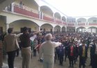 यातायात माह में विवेकानन्द द ग्लोबल स्कूल, कोंच में संविधान दिवस पर यातायात व साइबर सुरक्षा की मिली सीख