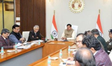 सीएम मोहन यादव ने कलेक्टरों-पुलिस अधीक्षकों दिए निर्देश :कानून व्यवस्था पर फोकस करें, अपराध नियंत्रण के लिए पुलिस की नियमित गश्त हो