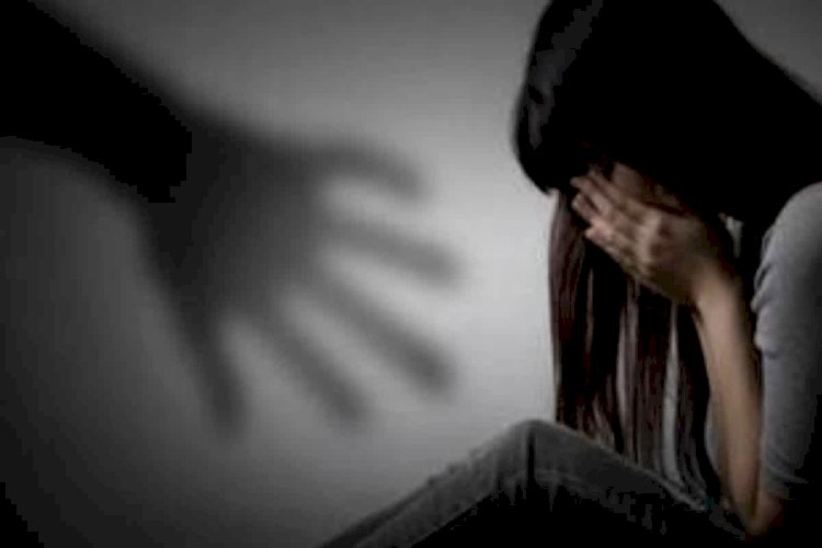 दसवीं की छात्रा से रेप, FIR दर्ज:हिंदू संगठन ने लगाया लव जिहाद का आरोप, आरोपी रमजान फरार